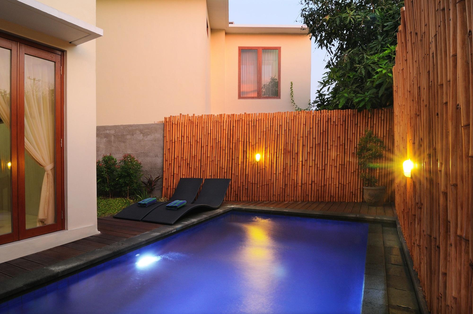 Parkside Denbukit Residence & Suite Jimbaran Exterior photo