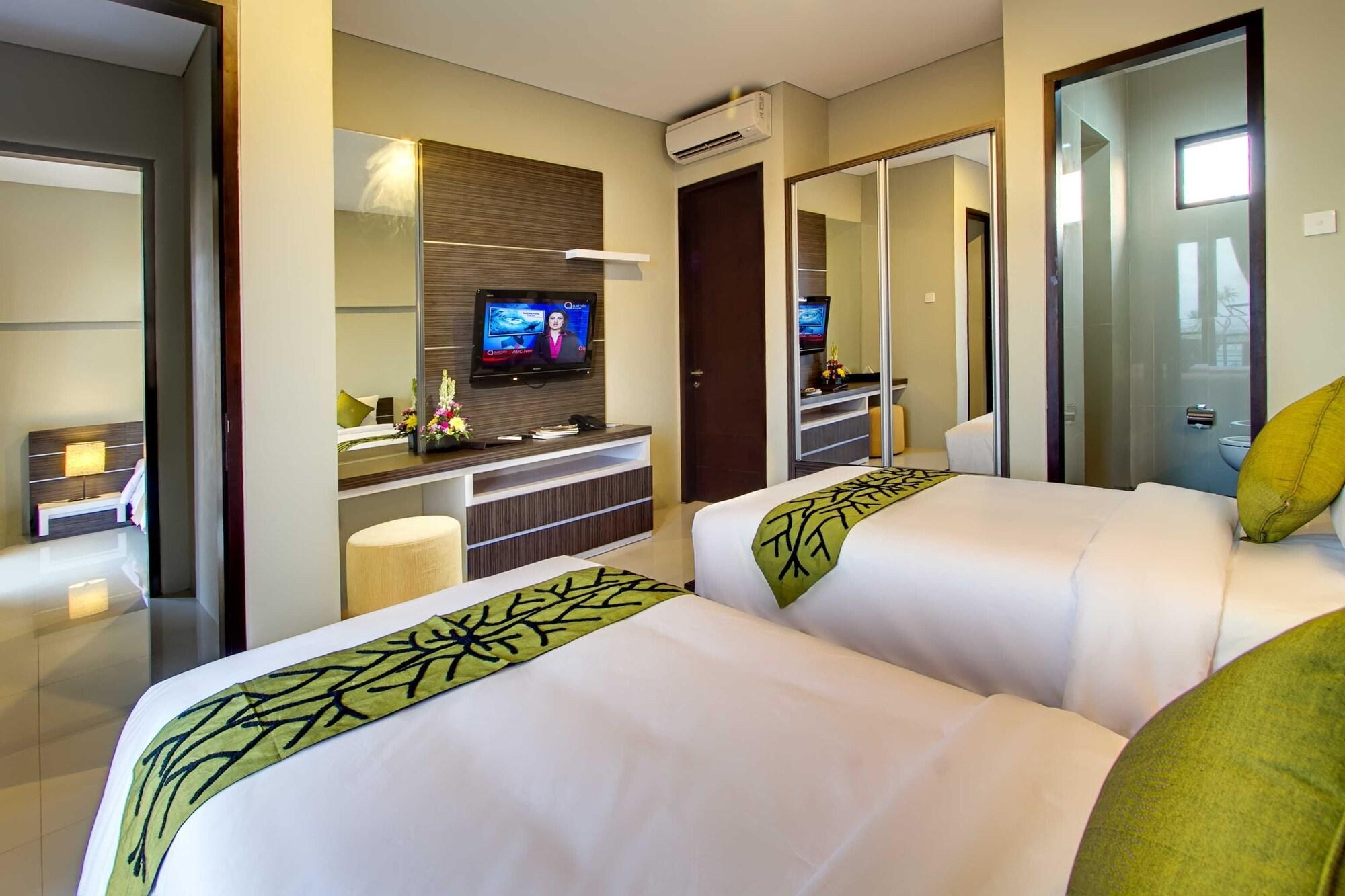 Parkside Denbukit Residence & Suite Jimbaran Exterior photo