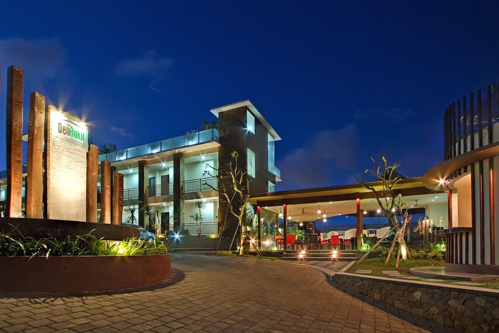 Parkside Denbukit Residence & Suite Jimbaran Exterior photo