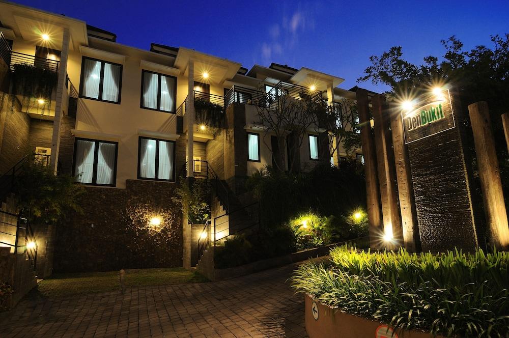 Parkside Denbukit Residence & Suite Jimbaran Exterior photo
