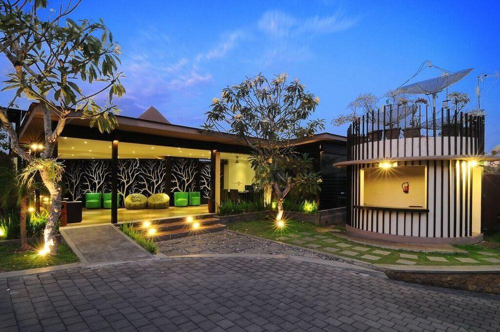 Parkside Denbukit Residence & Suite Jimbaran Exterior photo