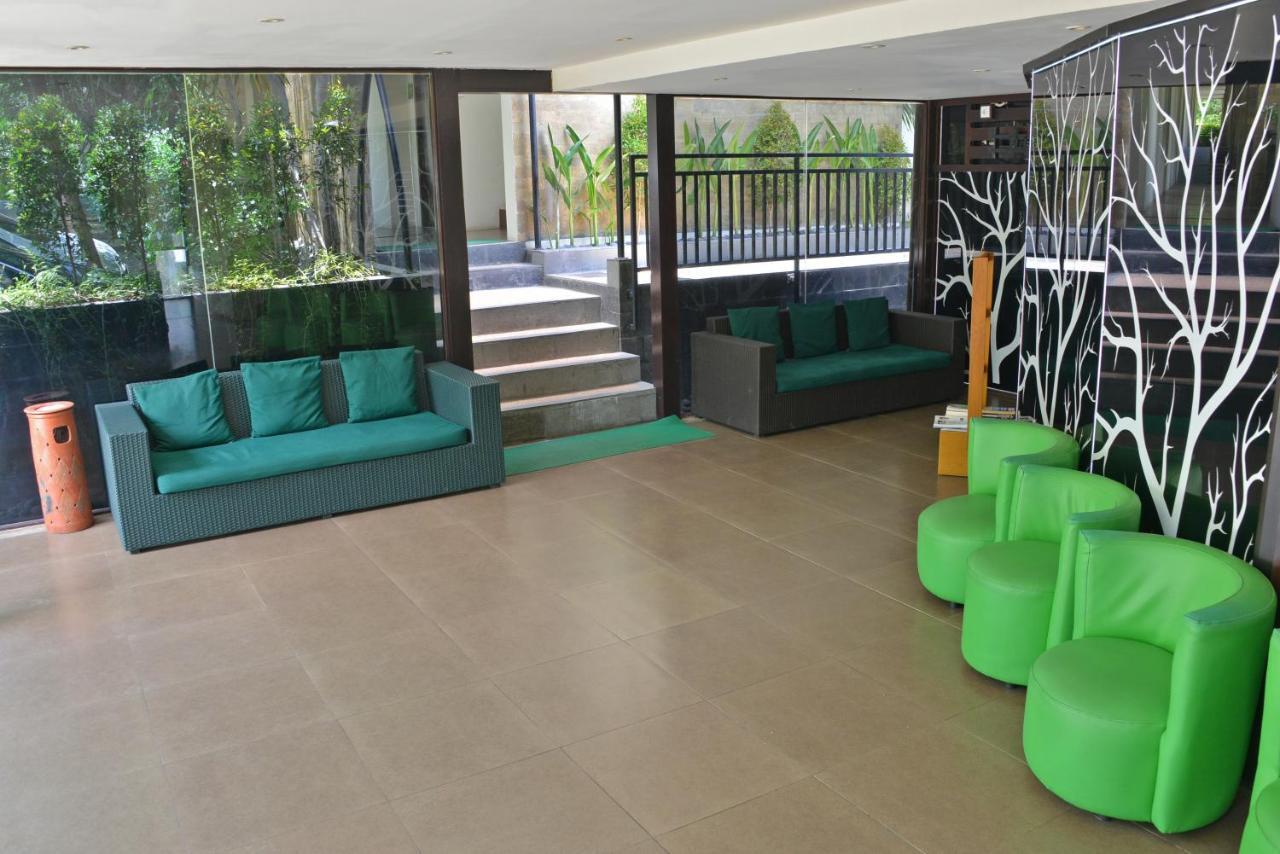 Parkside Denbukit Residence & Suite Jimbaran Exterior photo