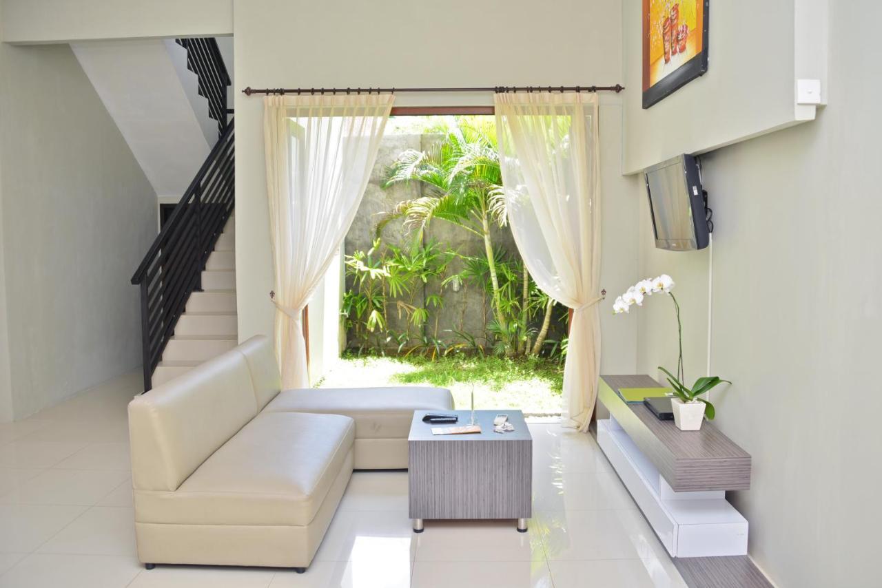 Parkside Denbukit Residence & Suite Jimbaran Exterior photo
