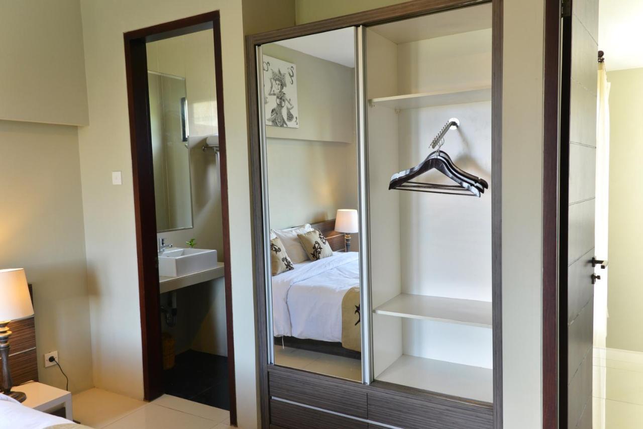 Parkside Denbukit Residence & Suite Jimbaran Exterior photo